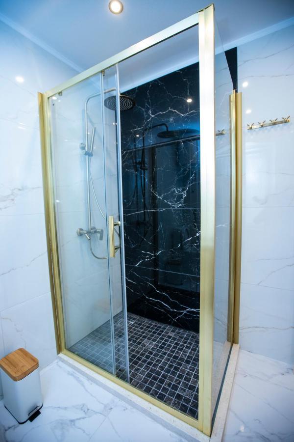 Ideal Rooms #1 Split Exterior foto
